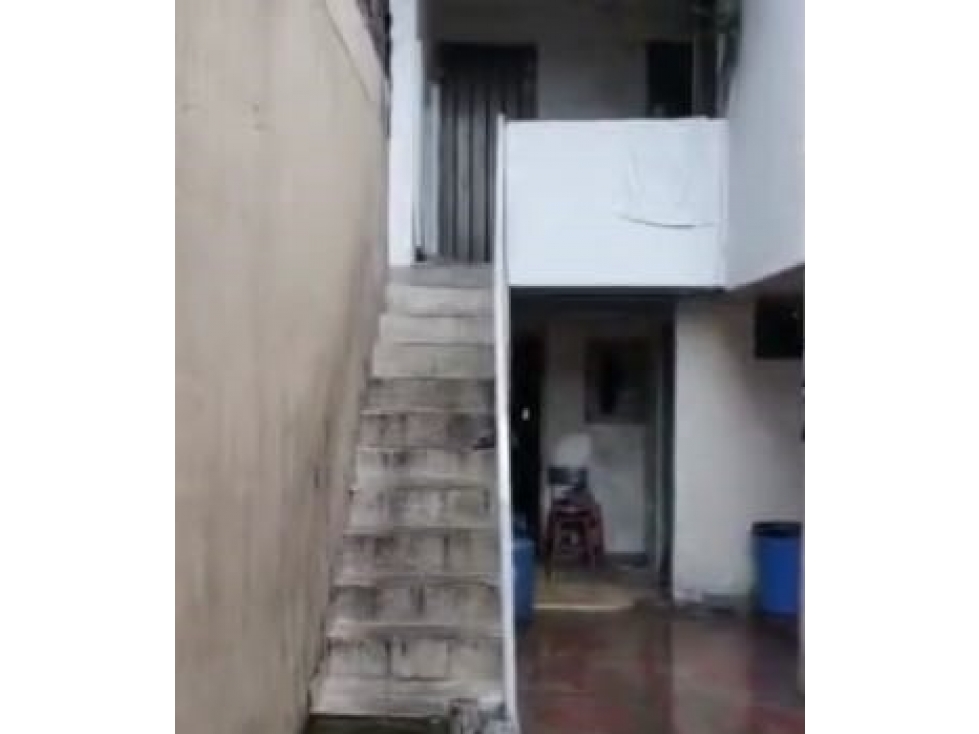 CASA EN VENTA - SECTOR CENTRO, CALLE 13 NÚMERO 8