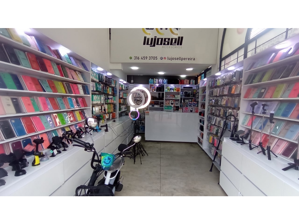 LOCAL COMERCIAL EN RENTA - SECTOR CIRCUNVALAR, C.C TROCADERO - 2
