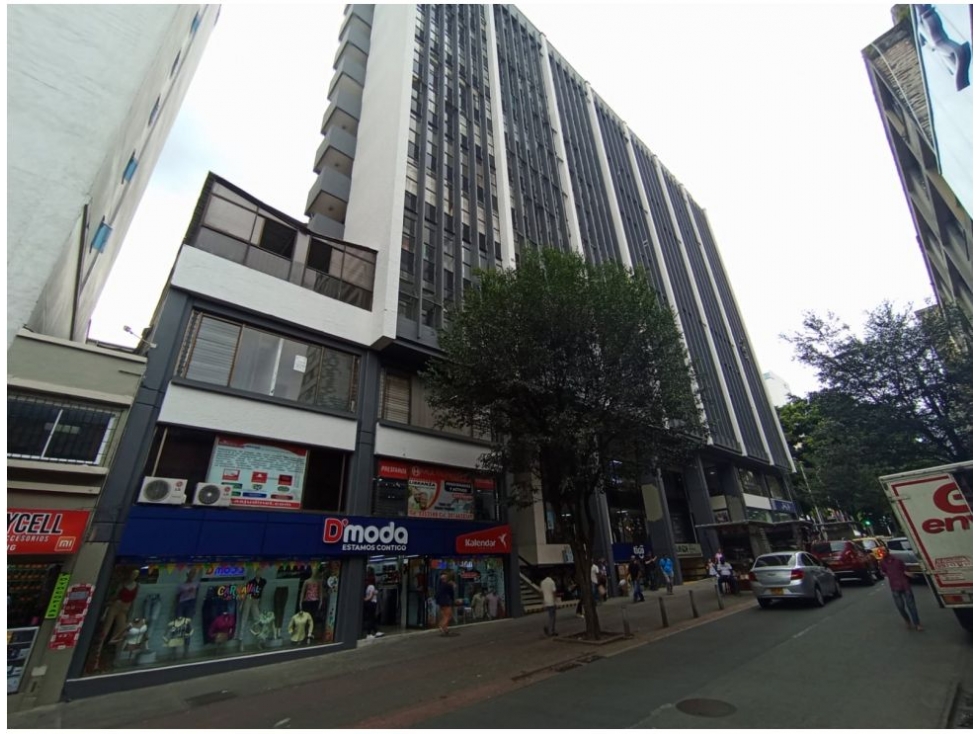 OFICINA EN VENTA - SECTOR CENTRO, EDIFICIO CORPORACIÓN FINANCIERA - 1