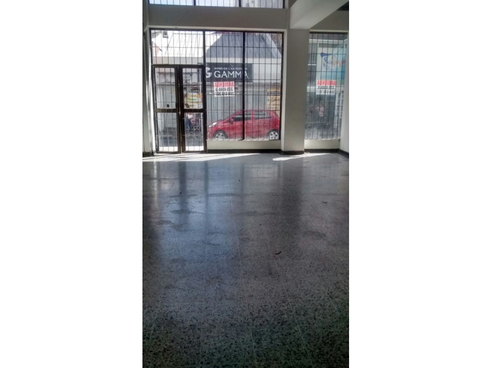 LOCAL COMERCIAL EN RENTA - SECTOR CENTRO, EDIFICIO SAN JOSÉ