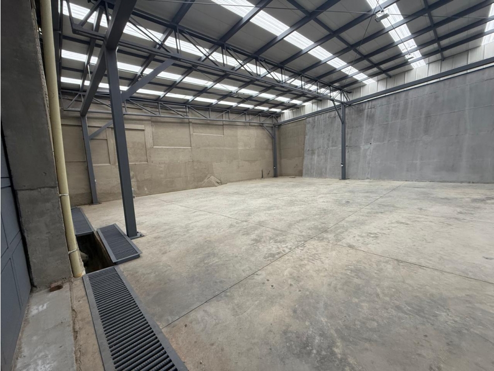 BODEGA EN RENTA - SECTOR CENTRO, CARRERA 6 - 3