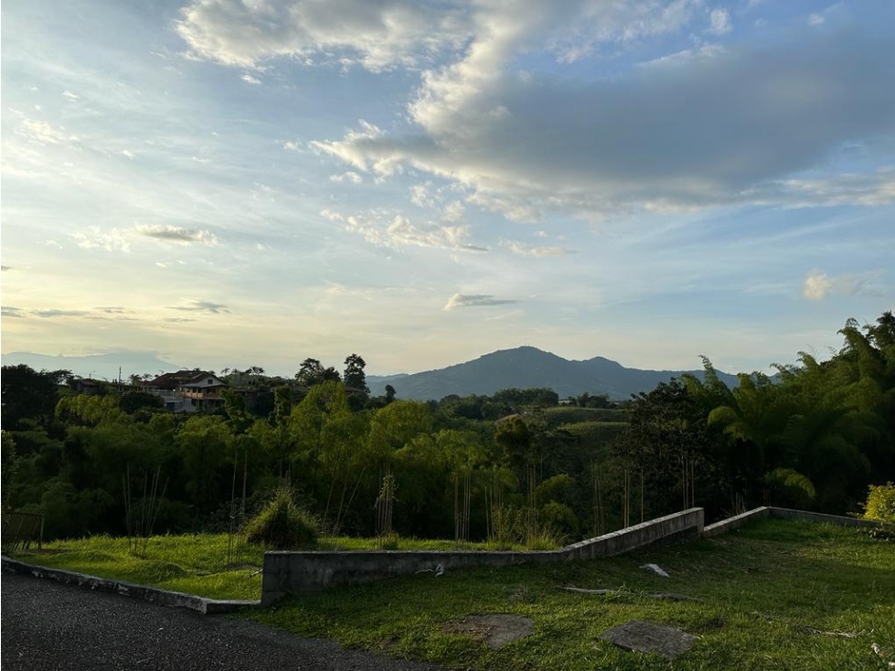 EN VENTA LOTE EN VEREDA HUERTAS VIA ARMENIA — foto 2