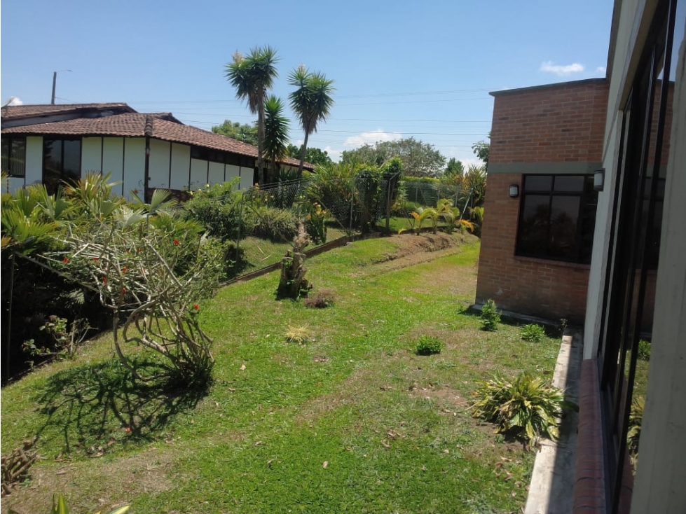 EN VENTA CASA CAMPESTRE VÍA ARMENIA PEREIRA — foto 3