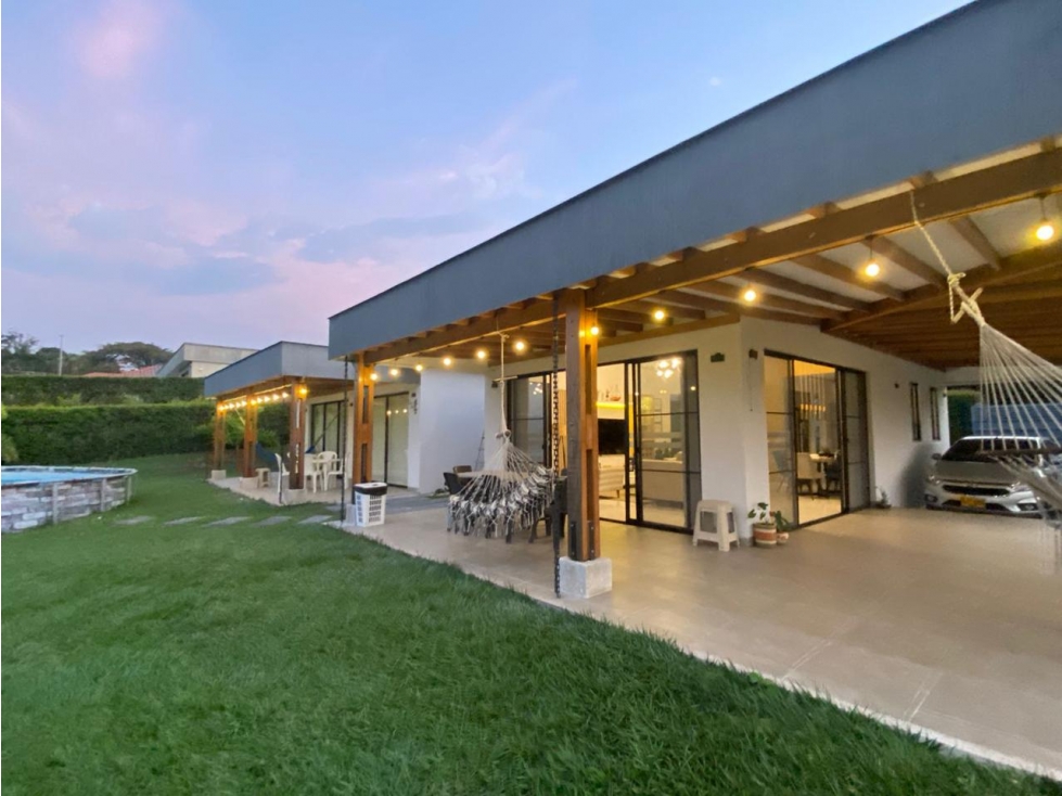 EN VENTA CASA CAMPESTRE EN CONDOMINIO COMBIA PEREIRA