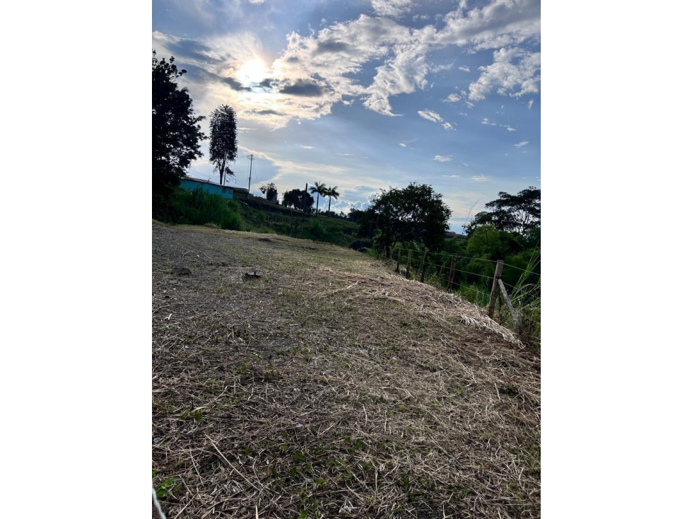 EN VENTA LOTE EN TRIBUNAS CON LICENCIA VIA PEREIRA - ARMENIA - 4