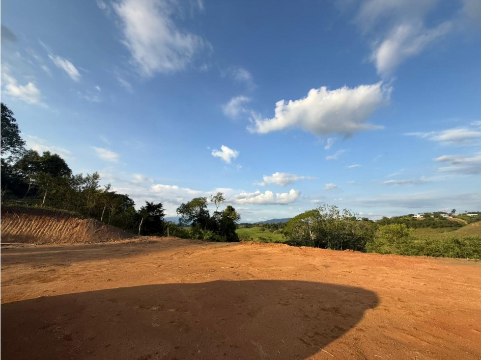 EN VENTA LOTE EN CERRITOS PEREIRA