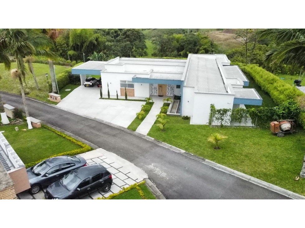 EN VENTA MODERNA CASA CAMPESTRE VIA ARMENIA - PEREIRA