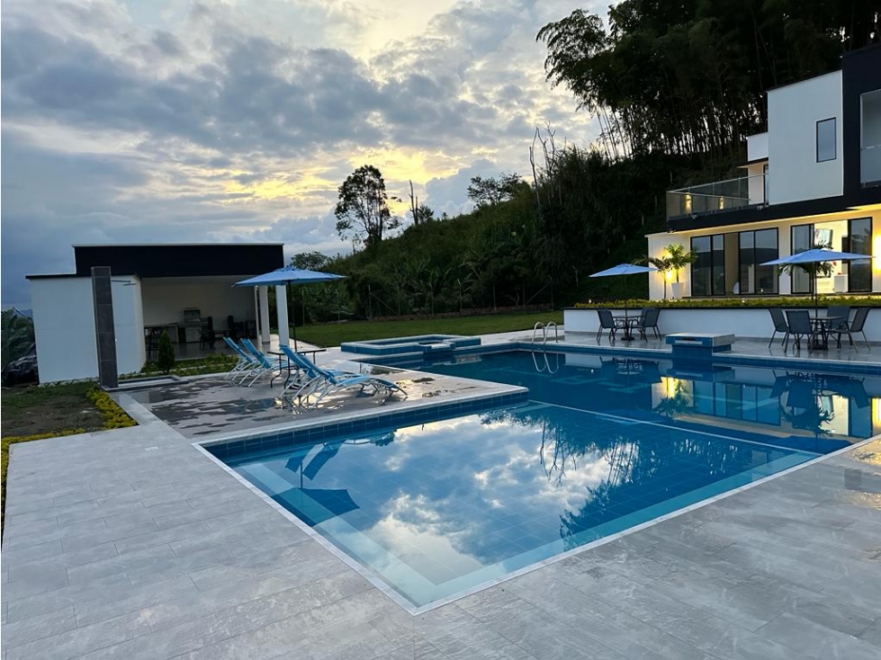 EN VENTA CASA CAMPESTRE VIA ALTAGRACIA PEREIRA — foto 3