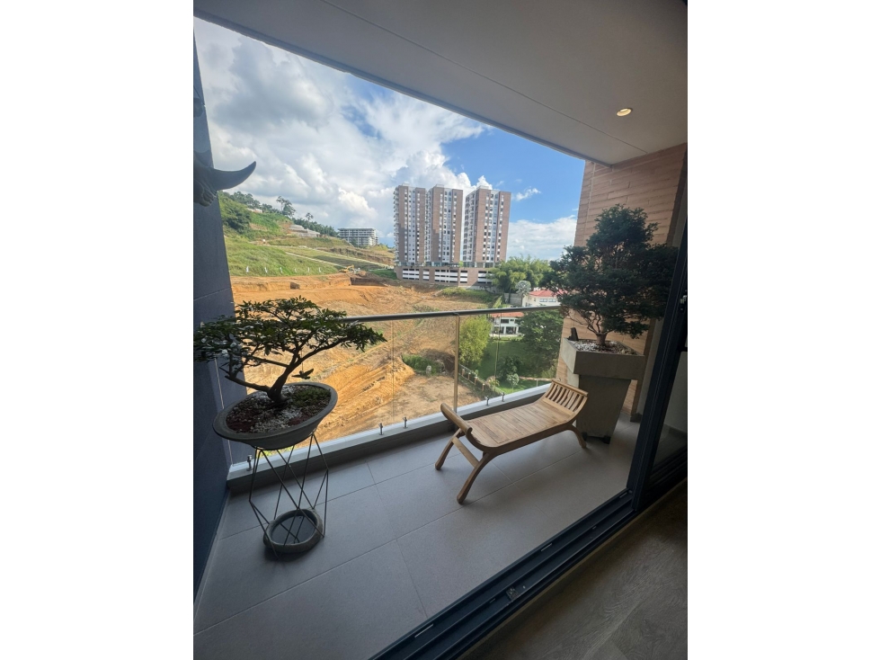 EN VENTA APARTAMENTO EN PINARES ALTO PEREIRA