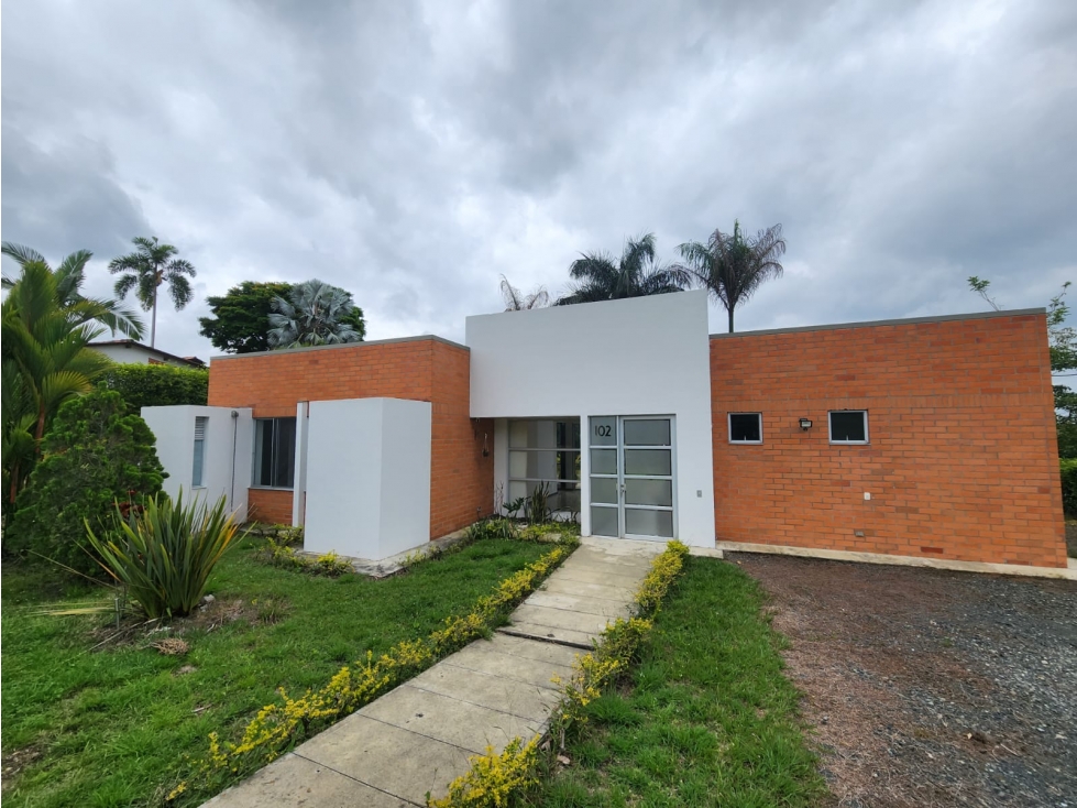EN VENTA CASA CAMPESTRE - PEREIRA SECTOR COMBIA