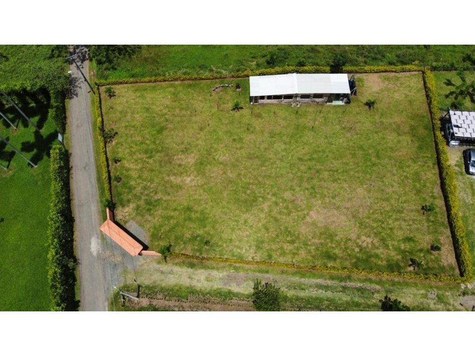 EN VENTA LOTE EN CONDOMINIO CERRITOS PEREIRA