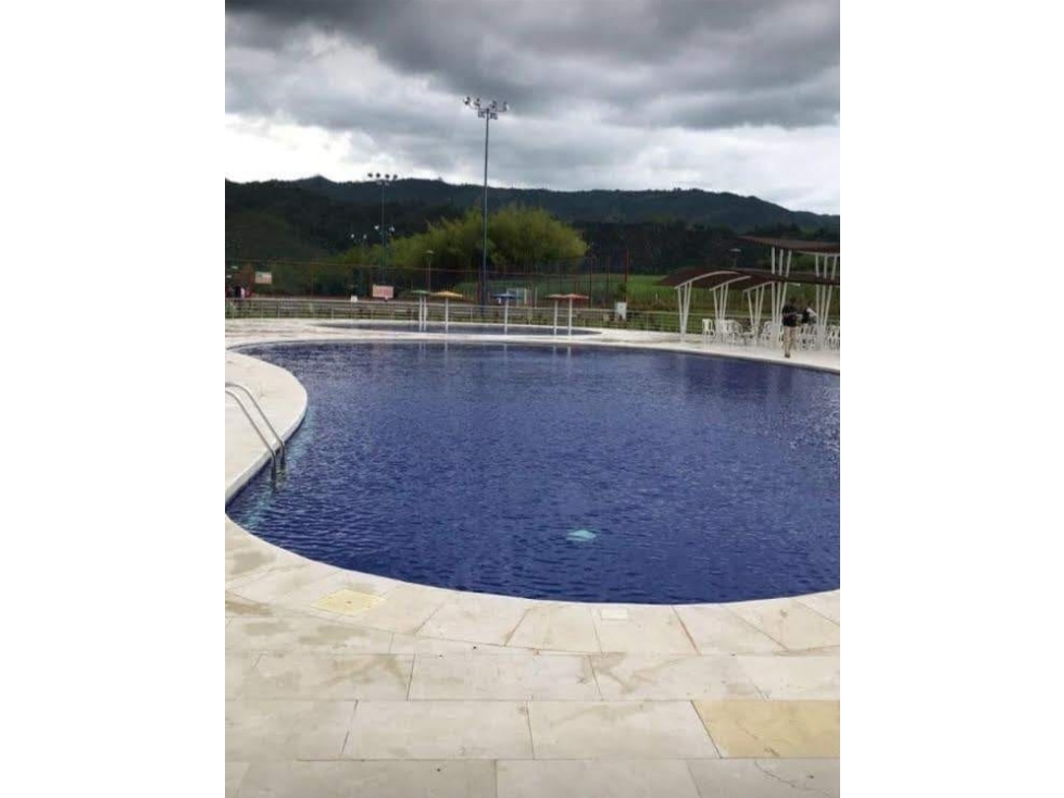 EN VENTA LOTE EN CONDOMINIO VIA VITERBO