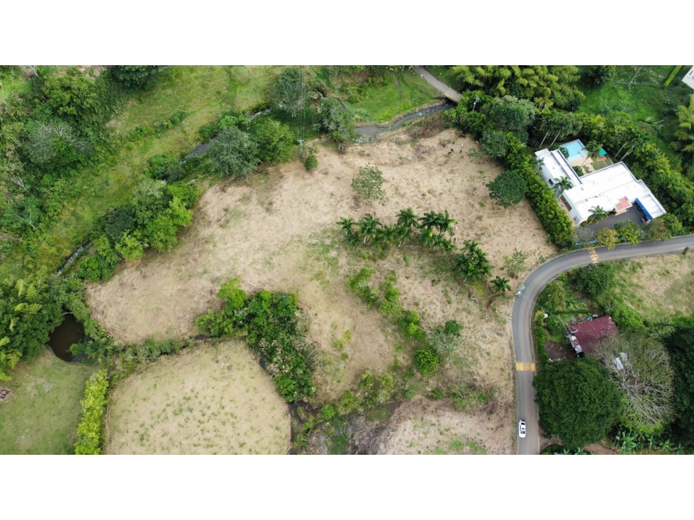 EN VENTA LOTE EN CERRITOS PEREIRA
