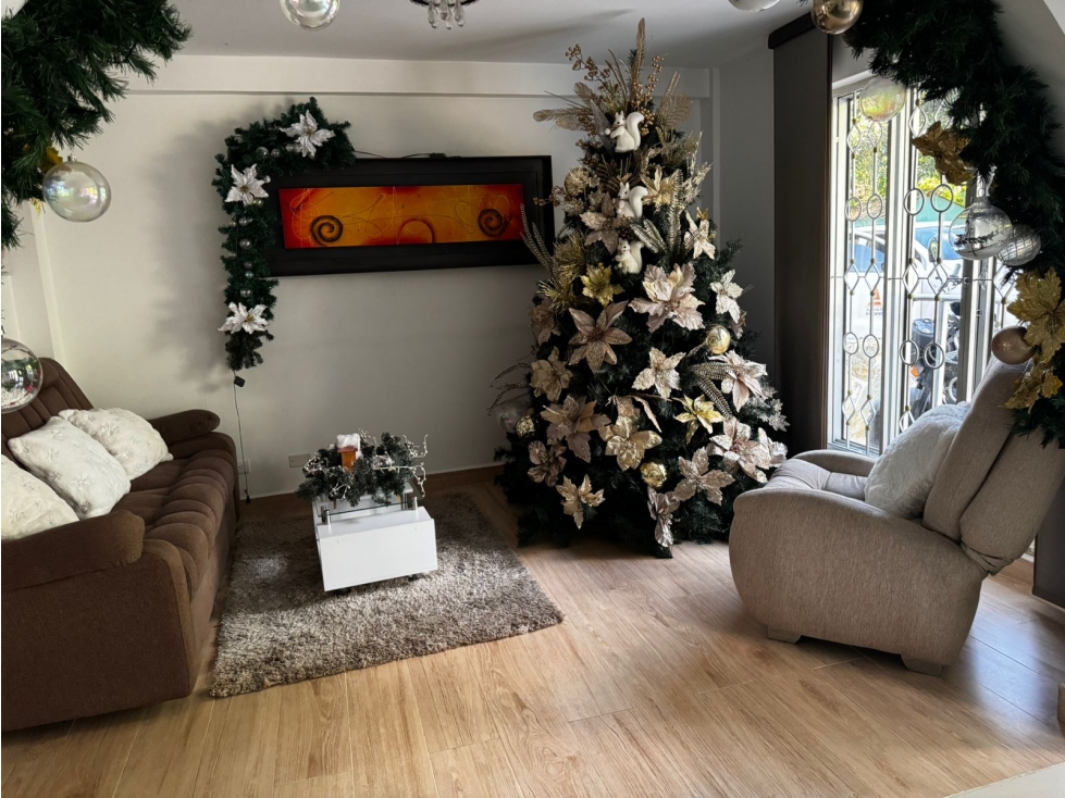EN VENTA CASA EN CORALES PEREIRA