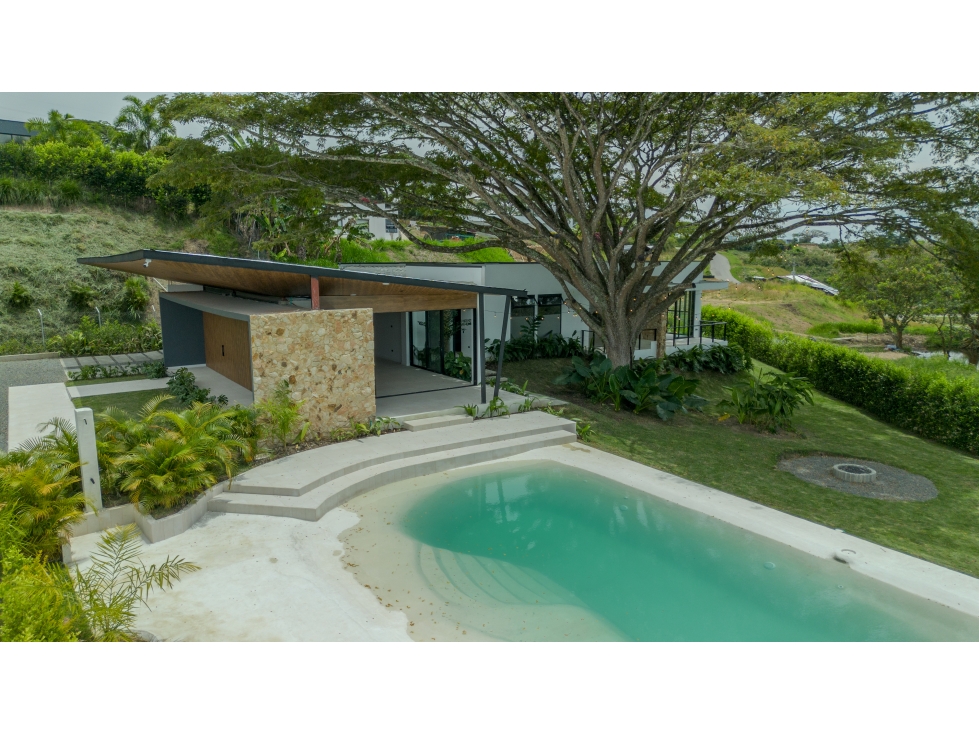 EN VENTA CASA CAMPESTRE EN CERRITOS PEREIRA