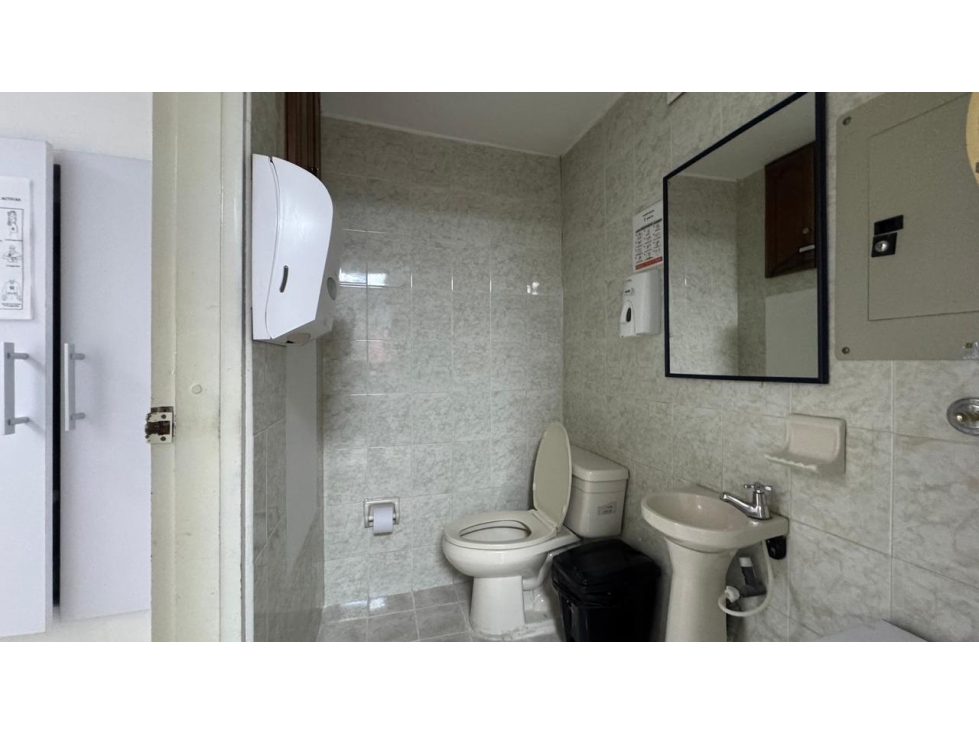 EN VENTA CONSULTORIO CON RENTA FIJA EN EL CENTRO PEREIRA — foto 5