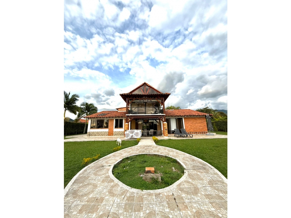 EN VENTA CASA CAMPESTRE COMBIA CONJUNTO CERRADO PEREIRA