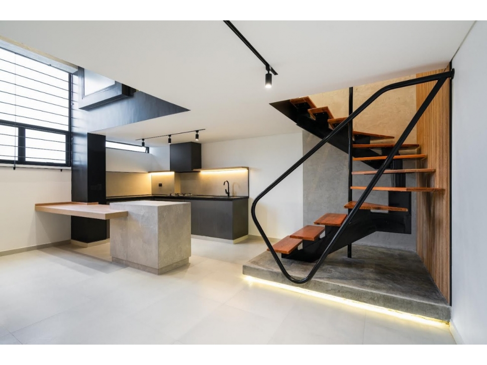 EN VENTA EDIFICIO CIRCUNVALAR 7 APARTAMENTOS Y 2 LOCALES COMERCIALES — foto 5