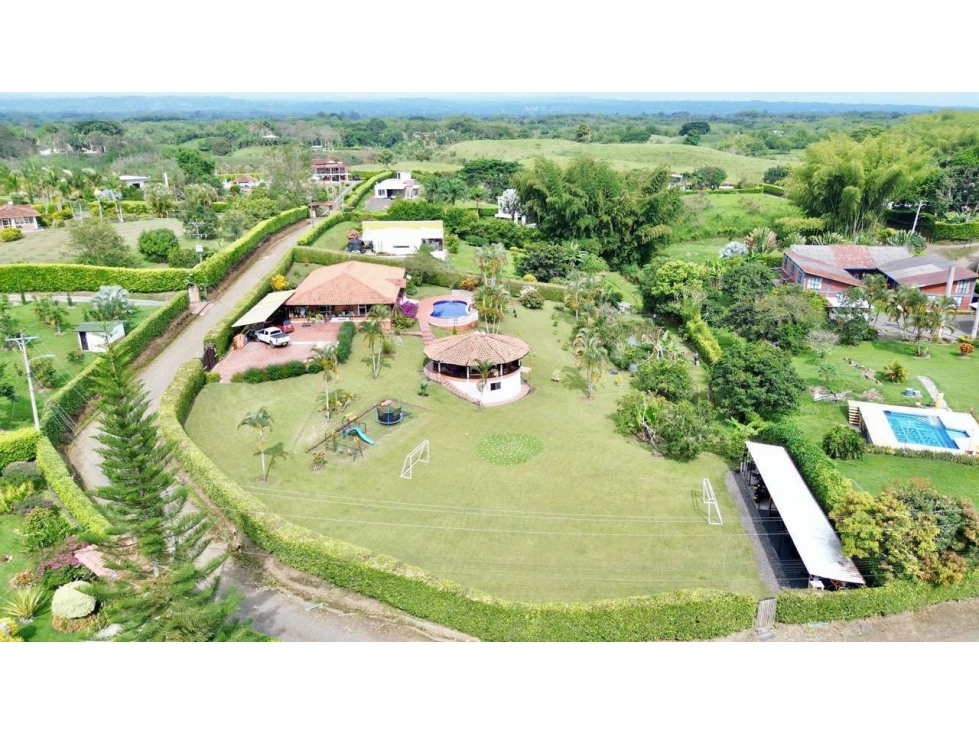 EN VENTA CASA CAMPESTRE VIA PEREIRA ALCALA — foto 3