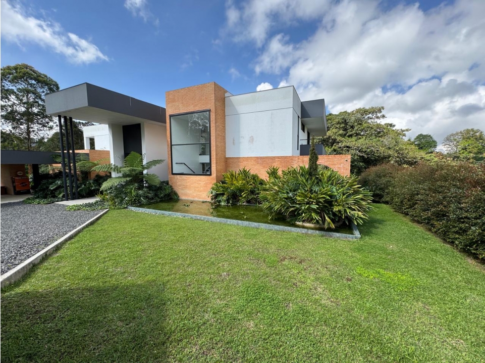 EN VENTA CASA CAMPESTRE VÍA ARMENIA PEREIRA — foto 3