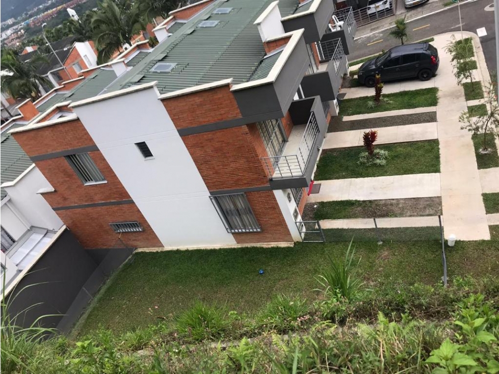 EN VENTA CASA ESQUINERA EN VILLA VERDE PEREIRA