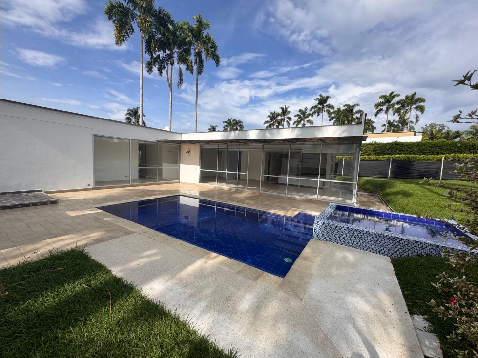 EN VENTA CASA CAMPESTRE CERRITOS PEREIRA