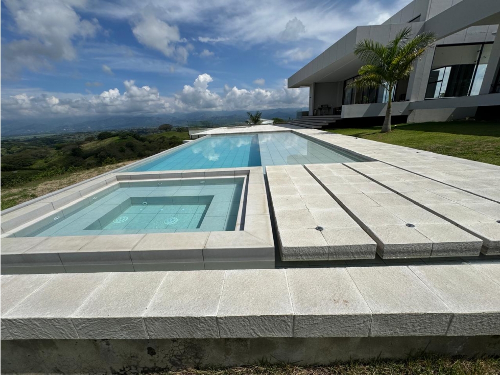 EN VENTA CASA CAMPESTRE VIA CERRITOS CARTAGO EN PEREIRA