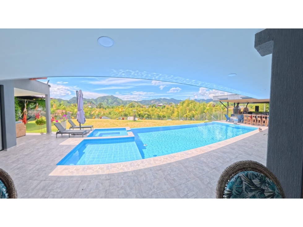 EN VENTA CASA CAMPESTRE AMOBLADA EN CONDOMINIO COMBIA PEREIRA