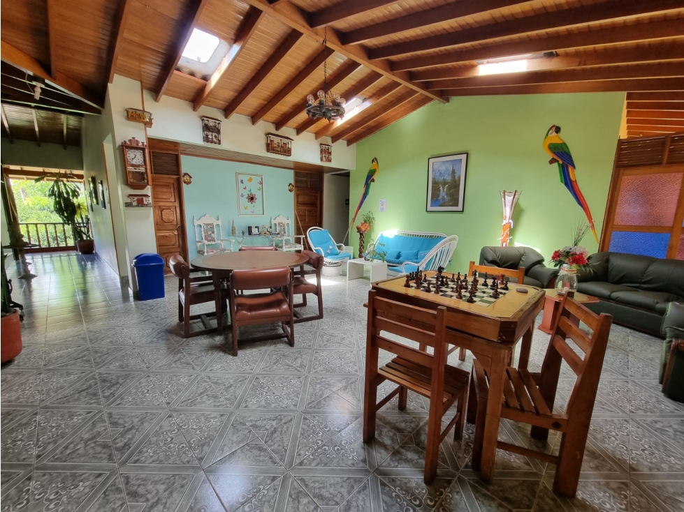 EN VENTA CENTRO VACACIONAL EN BELALCAZAR CALDAS - 2