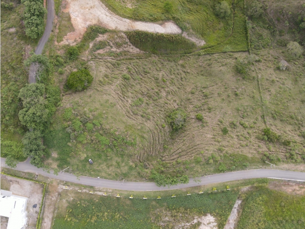 EN VENTA LOTE CAMPESTRE EN CERRITOS PEREIRA