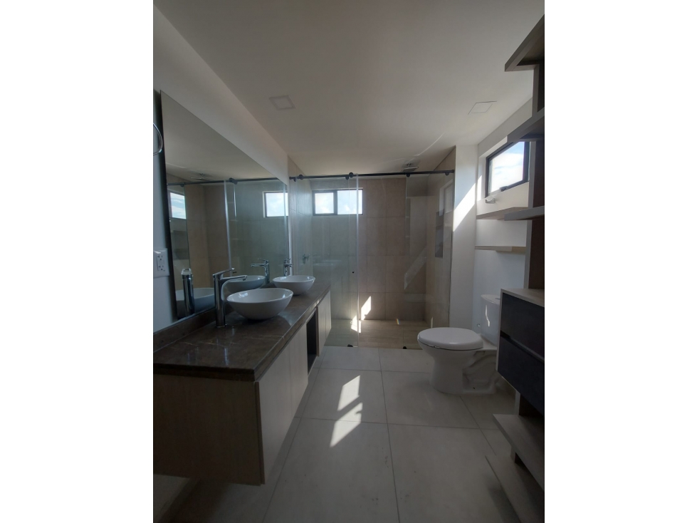 EN VENTA APARTAMENTO AVENIDA 30 DE AGOSTO PEREIRA — foto 2