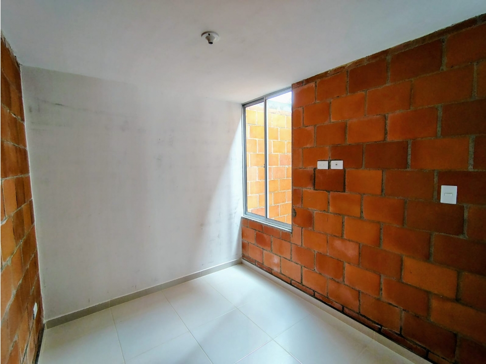 EN VENTA CASA EN CONJUNTO CERRADO LAS VIOLETAS DOSQUEBRADAS — foto 2