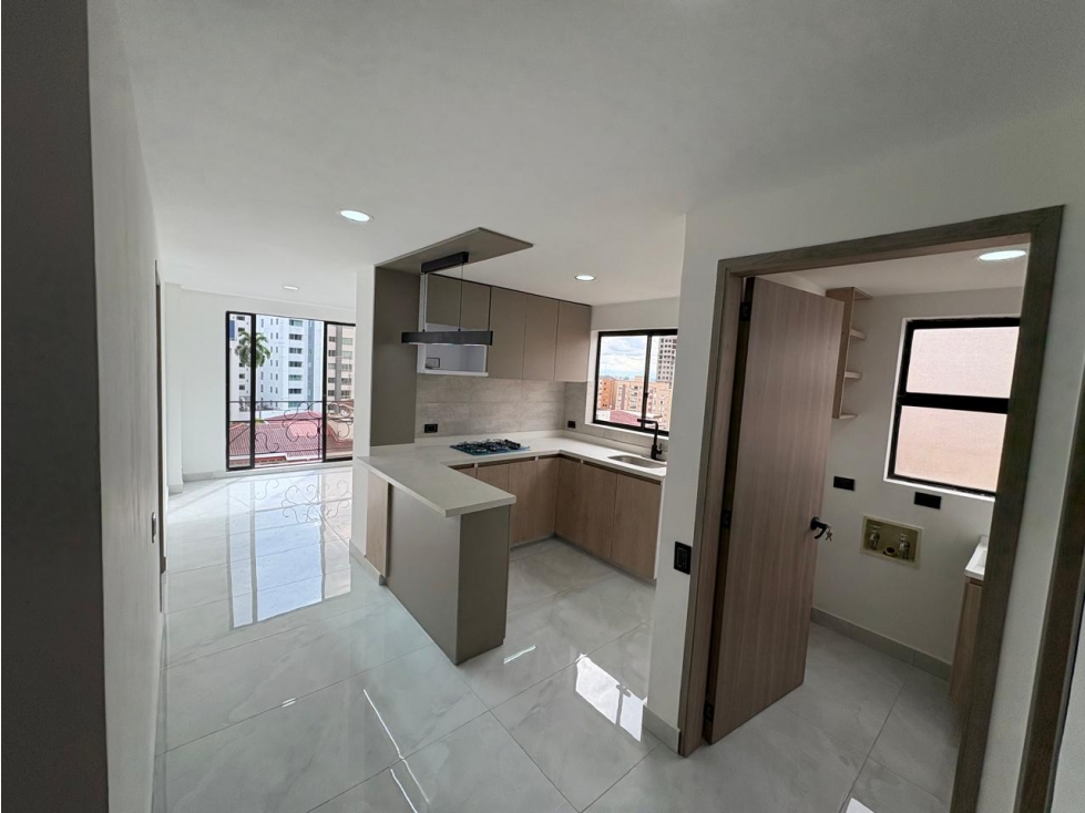 EN VENTA APARTAESTUDIO REMODELADO PINARES PEREIRA — foto 4