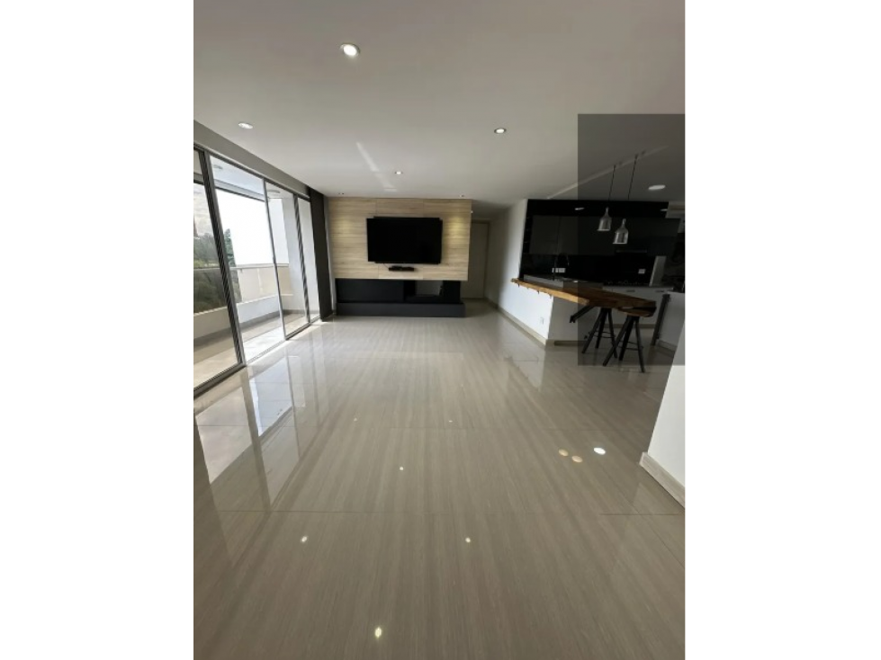 EN VENTA APARTAMENTO DE LUJO PINARES ALTO PEREIRA — foto 2