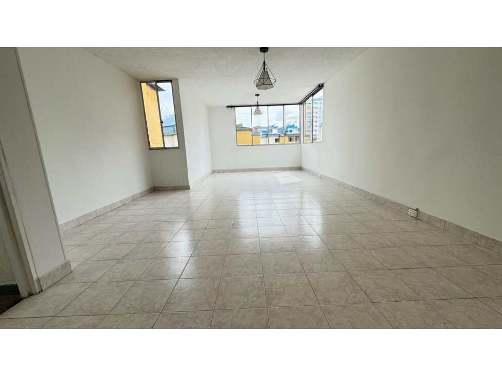 EN VENTA APARTAMENTO EN LA AVENIDA 30 DE AGSTO PEREIRA — foto 2