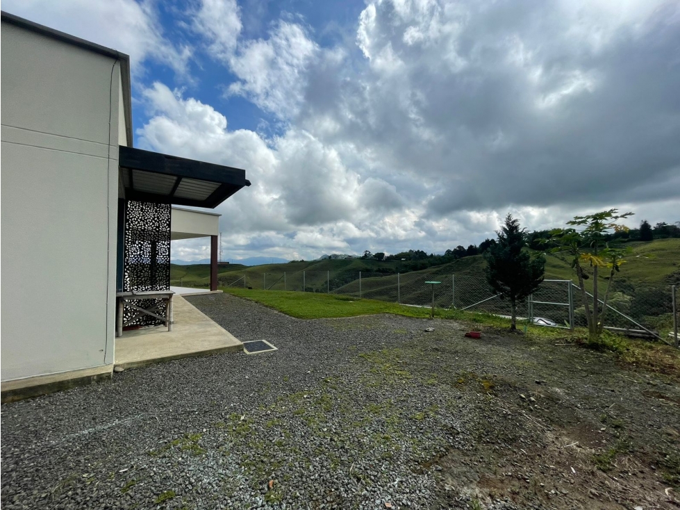 EN VENTA CASA CAMPESTRE VIA CONDINA PEREIRA — foto 4