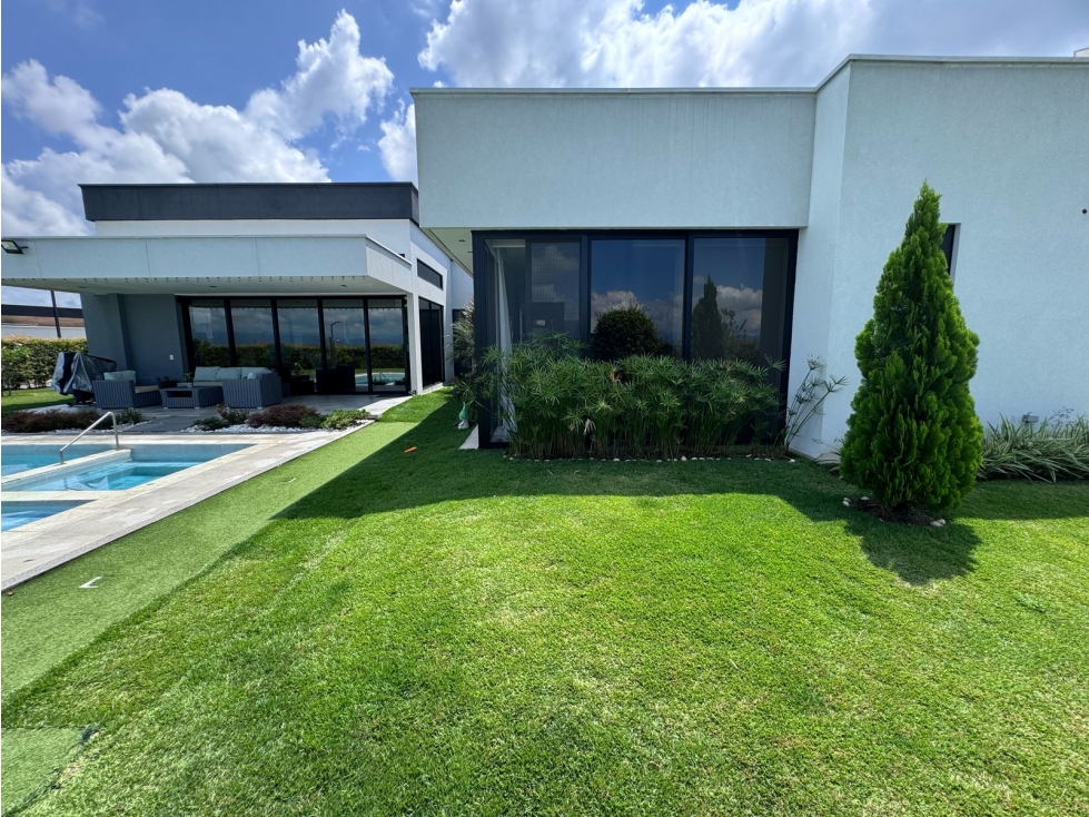 EN RENTA CASA CAMPESTRE CERRITOS LA VIRGINIA — foto 3
