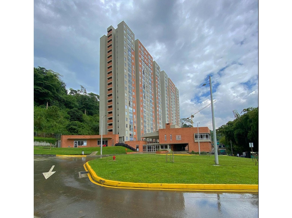 EN VENTA APARTAMENTO POBLADO I PEREIRA