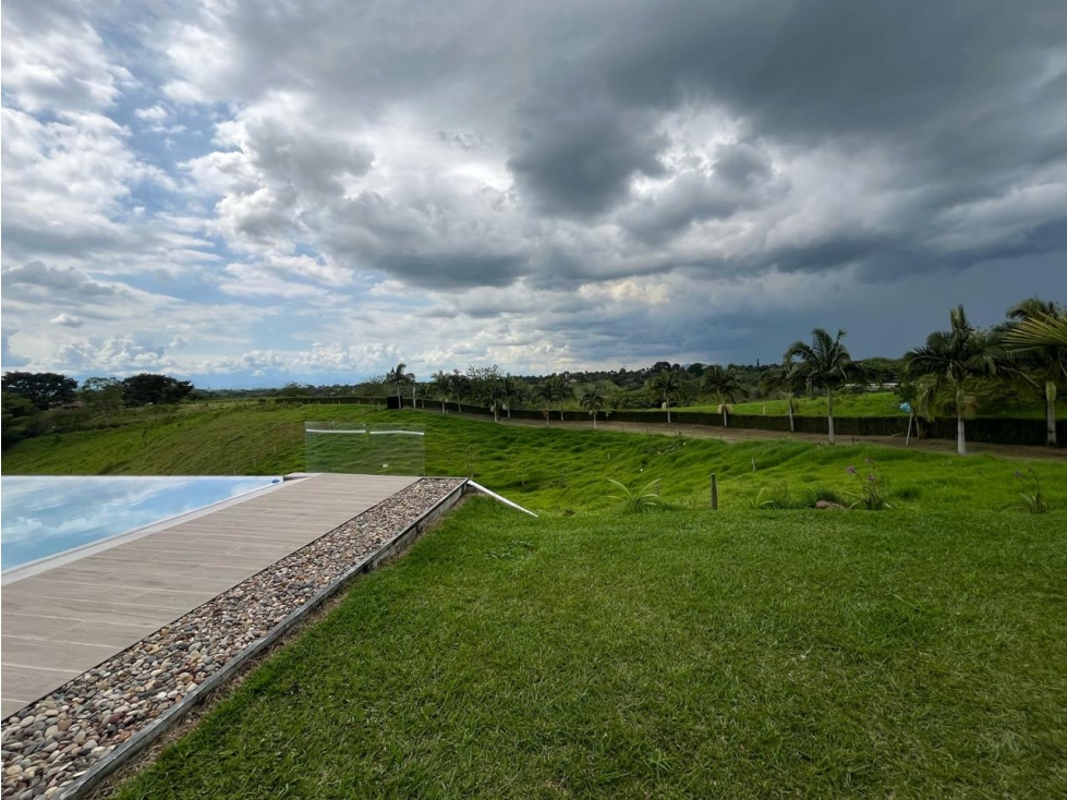 EN VENTA CASA CAMPESTRE EN ULLOA VALLE - 2