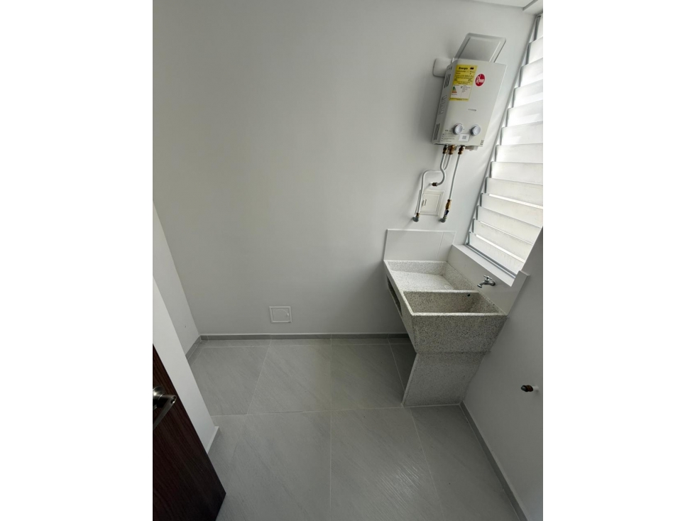 EN VENTA APARTAMENTO EN LA MACARENA DOSQUEBRADAS — foto 2