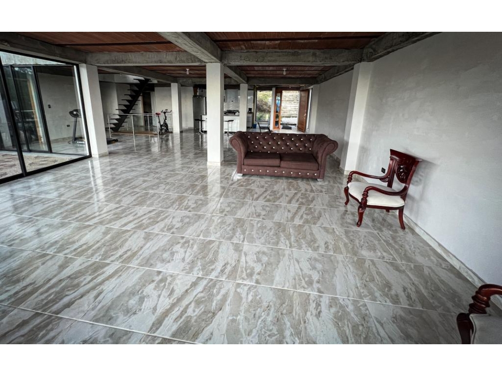 EN VENTA FINCA CON DOS VIVIENDAS TERRENO 7346 MTS2 — foto 2