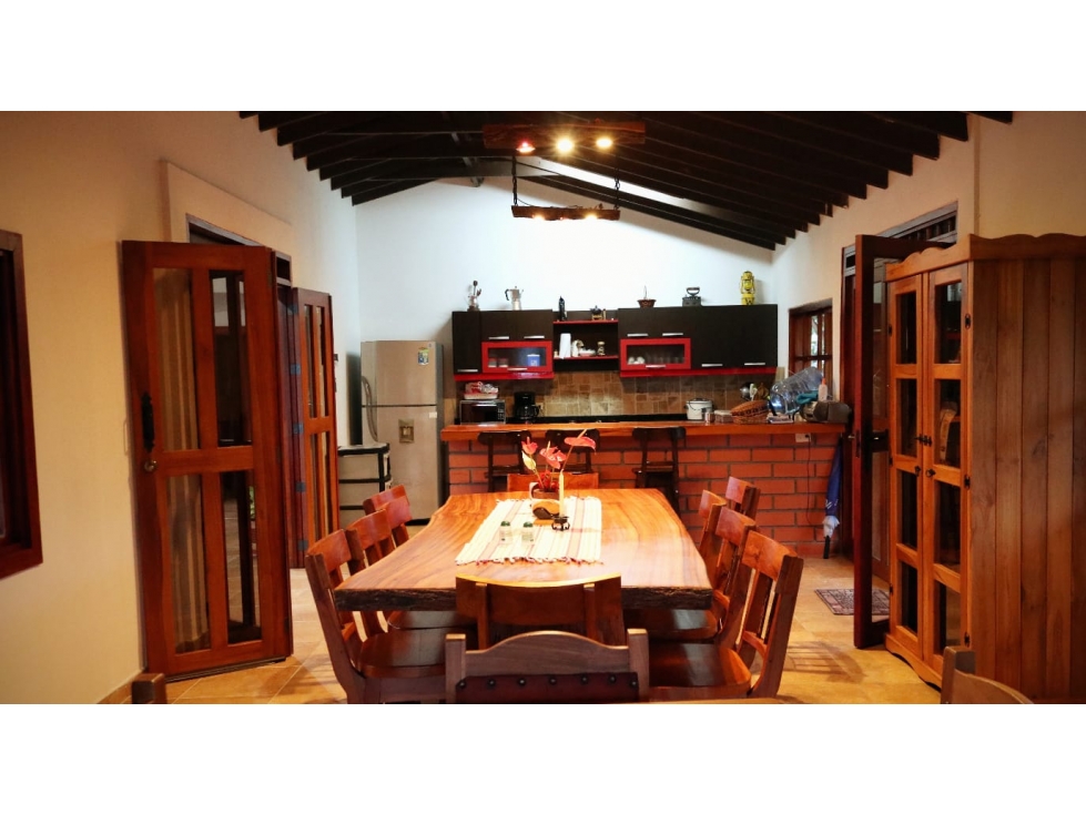 EN VENTA FINCA CAFETERA Y ECOHOTEL-CHINCHINA, CALDAS - 4