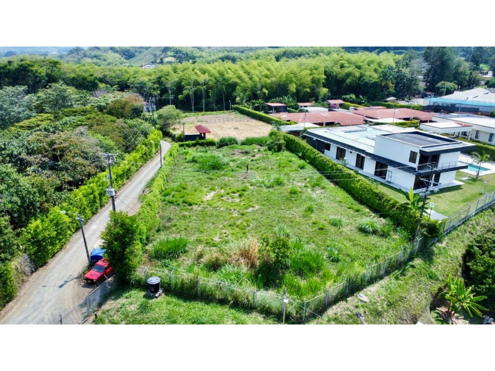 EN VENTA LOTE EN CONDOMINIO LA SIRIA COMBIA — foto 3