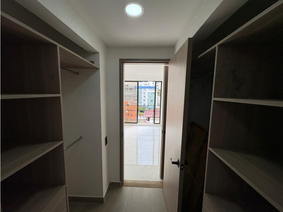 EN VENTA APARTAESTUDIO REMODELADO PINARES PEREIRA — foto 5