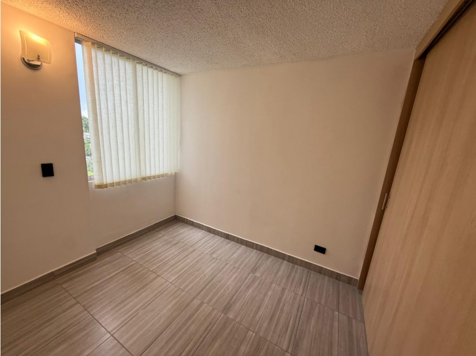 APARTAMENTO EN VENTA 2 HAB Y 48 M² EN POBLADO, PEREIRA — foto 3