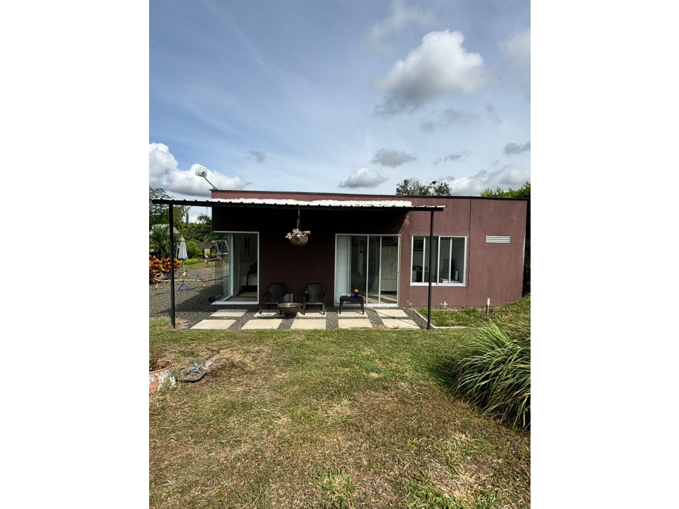 EN VENTA CASA CAMPESTRE VIA PEREIRA ALCALA