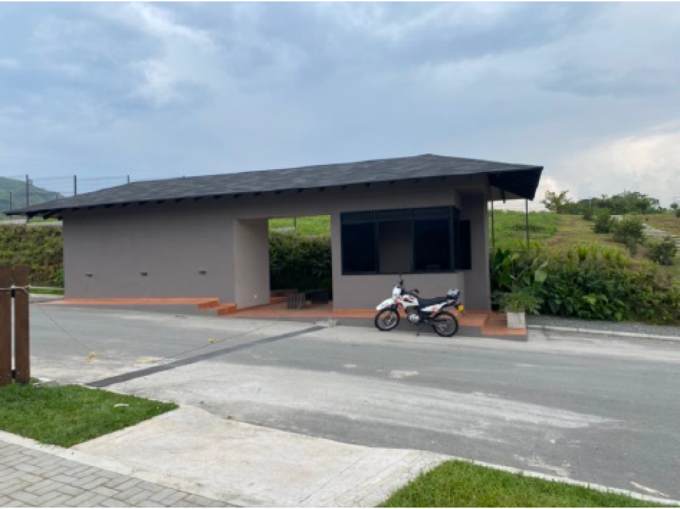 EN VENTA LOTE CAMPESTRE EN CONJUNTO CERRADO VÍA CHINCHINA — foto 2