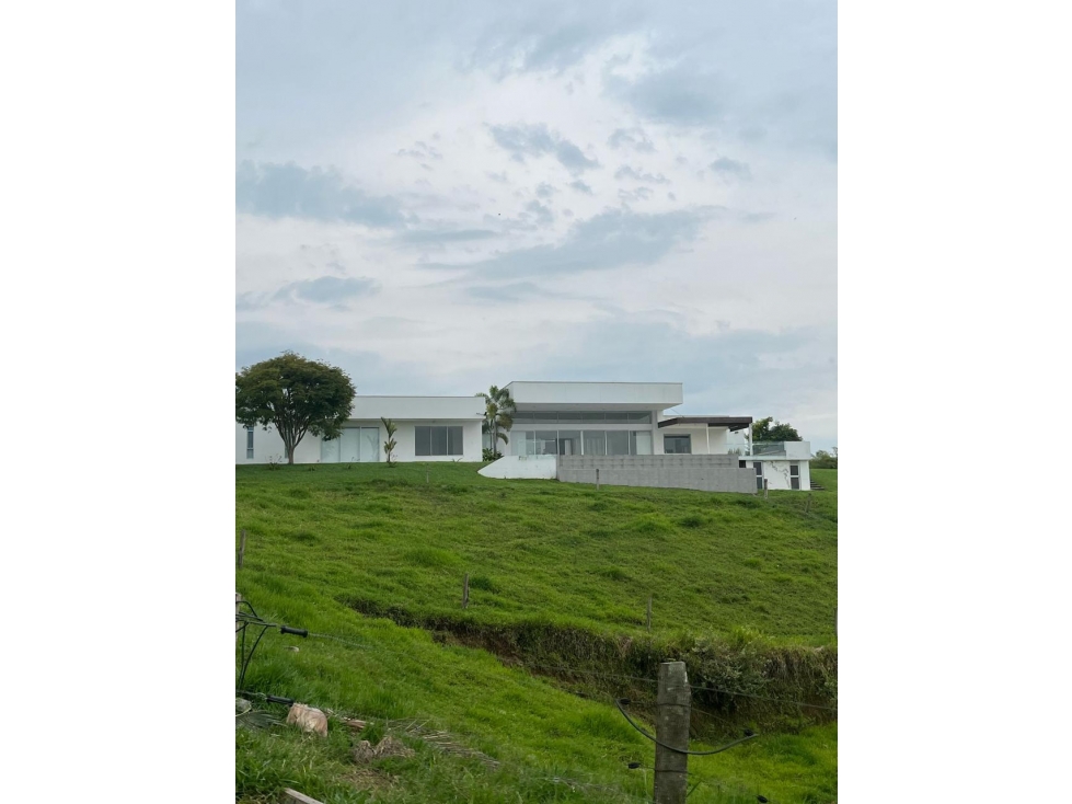 EN VENTA CASA CAMPESTRE EN ULLOA VALLE - 4