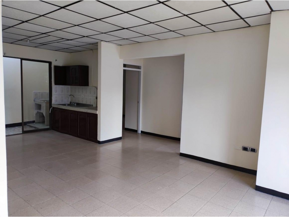 EN VENTA CASA CON NEGOCIO DE TRES RENTAS EL PROGRESO DOSQUEBRADAS — foto 3