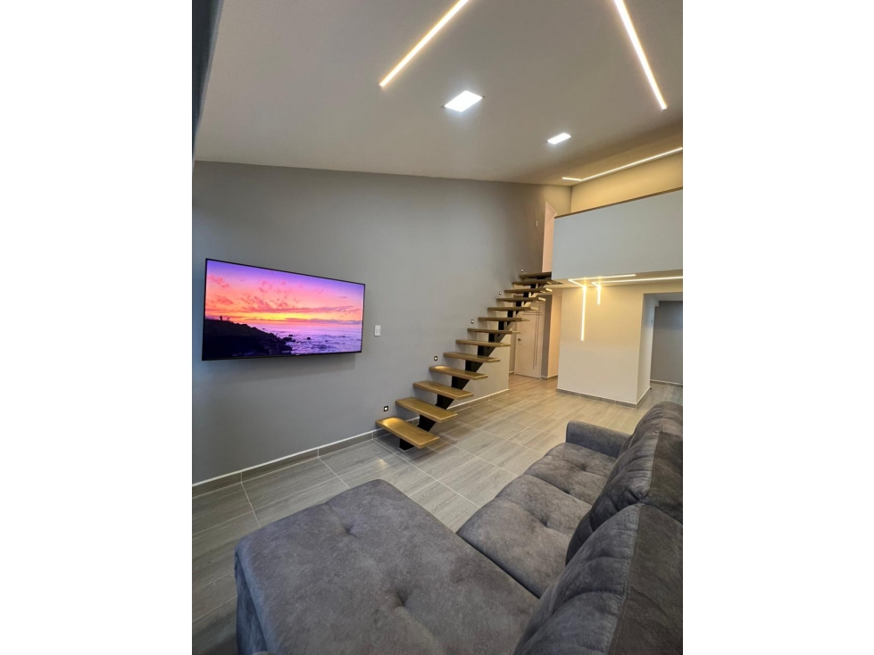 EN VENTA LUJOSO PENTHOUSE - EN DOSQUEBRADAS